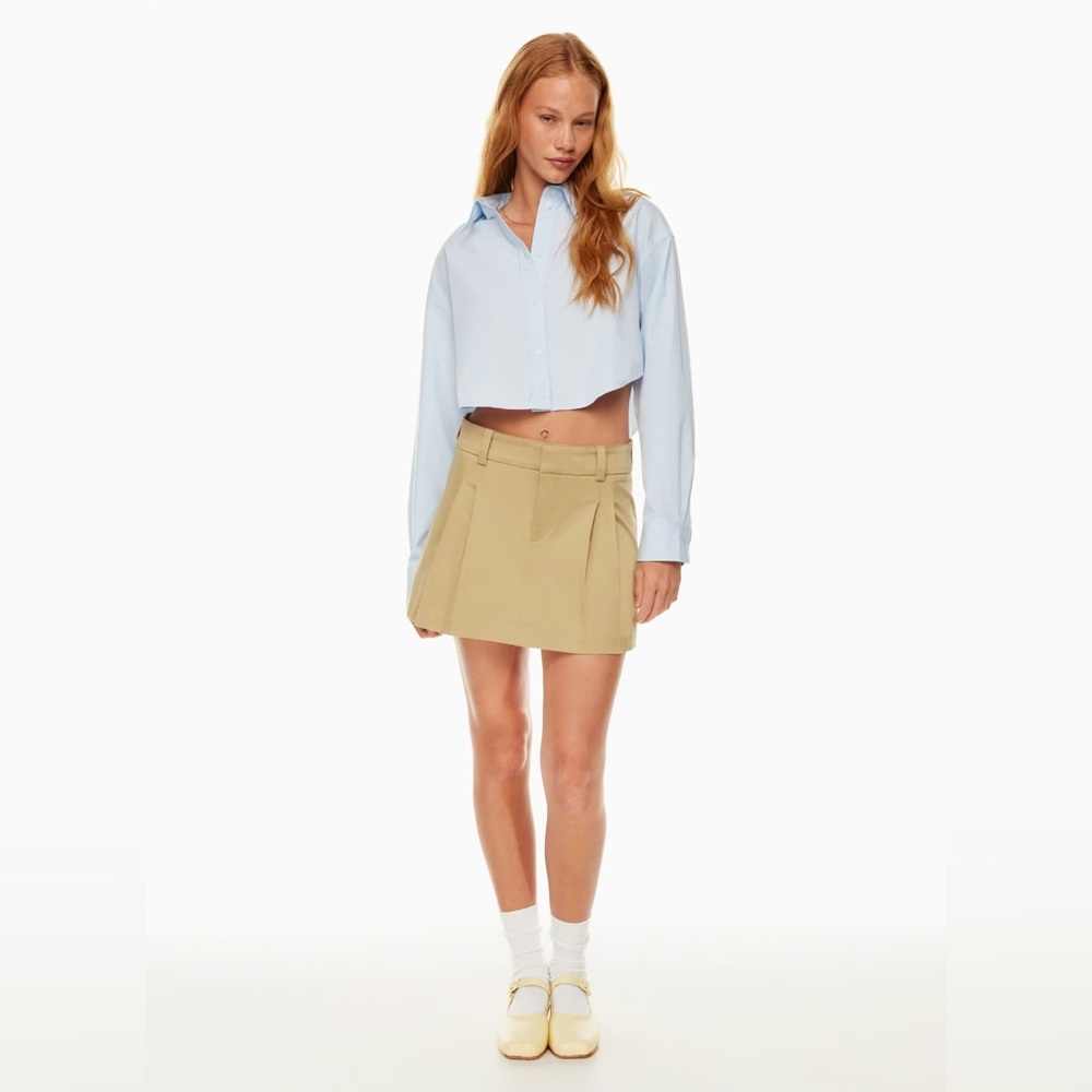 Aritzia Sunday Best Tan pleated skirt